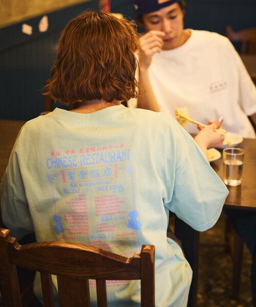 FREAK'S STORE（フリークスストア）の「限定展開 紫金飯店×FREAK'S STORE 別注 ビッグシルエット バックプリント クルーネックTシャツ/中華/チャイナデザイン（Tシャツ/カットソー・メンズ・ホワイト/ミント/スミクロ・SMALL/MEDIUM/LARGE）」の3枚目の写真