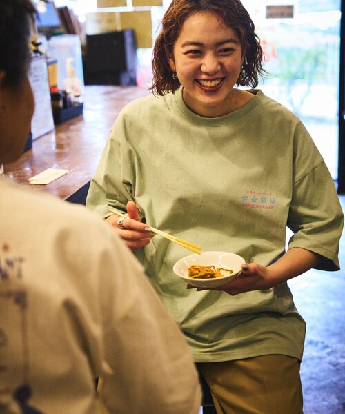 FREAK'S STORE（フリークスストア）の「限定展開 紫金飯店×FREAK'S STORE 別注 ビッグシルエット バックプリント クルーネックTシャツ/中華/チャイナデザイン（Tシャツ/カットソー・メンズ・ホワイト/ミント/スミクロ・SMALL/MEDIUM/LARGE）」の21枚目の写真