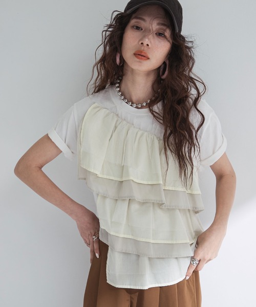 bohmal(ボマール)の「ボリュームラッフルTシャツ(Tシャツ/カットソー・レディース・ブラック×ブラック/ホワイト×ブラック/ホワイト×ホワイト・FREE)」の1枚目の写真