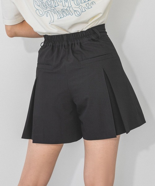 PAGEBOY（ページボーイ）の「ラッププリーツショートパンツ（その他パンツ・レディース・ブラック/チャコールグレー・FREE）」の17枚目の写真