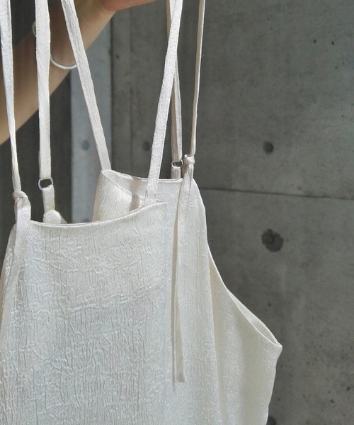 y/m by RIKA（イムバイリカ）の「サテンキャミワンピース（ワンピース・レディース・アイボリー/ブラック・FREE）」の7枚目の写真