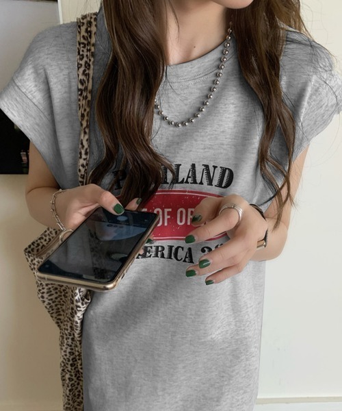 PRIVATE BEACH(プライベートビーチ)の「ロゴプリントフレンチスリーブTシャツワンピース(ワンピース・レディース・ホワイト/ライトグレー・LL/M/L)」の7枚目の写真