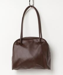 HIKA（ヒカ）の「【HIKA】フェイクレザーダブルハンドルスクエアBAG（ボストンバッグ）」