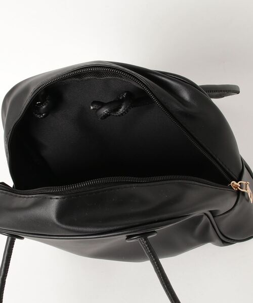 HIKA（ヒカ）の「【HIKA】フェイクレザーダブルハンドルスクエアBAG（ボストンバッグ・レディース・ブラウン/ブラック・FREE）」の5枚目の写真