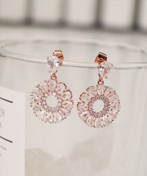 【金属アレルギー対応】クリスタルフラワーピアス