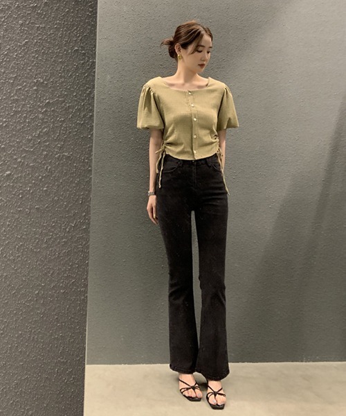 gossip!ロサンゼルス(ゴシップロサンゼルス)の「サイドリボンパフスリーブブラウス(シャツ/ブラウス・レディース・ブラウン/ブラック/オフホワイト・FREE)」の4枚目の写真
