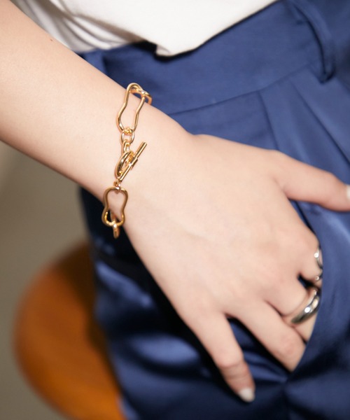 Aunt Marie's(アントマリーズ)の「オーバルチェーンブレスレット(ブレスレット・レディース・ゴールド/シルバー・FREE)」の3枚目の写真