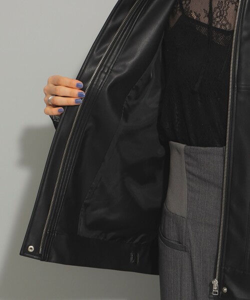 Ray BEAMS(レイビームス)の「フェイクレザー フライト ベスト(ベスト・レディース・ブラック・ONE SIZE)」の17枚目の写真