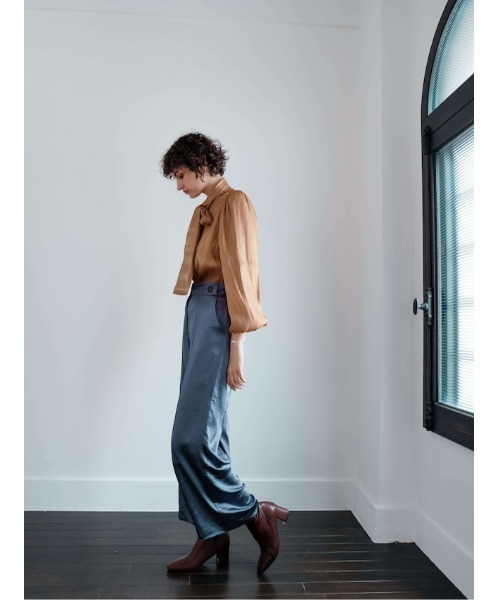 Katrin TOKYO(カトリーントーキョー)の「satin wide slacks(スラックス・レディース・アイボリー/オリーブ/ブルー系その他/ラベンダー・S/M/L/XS)」の15枚目の写真