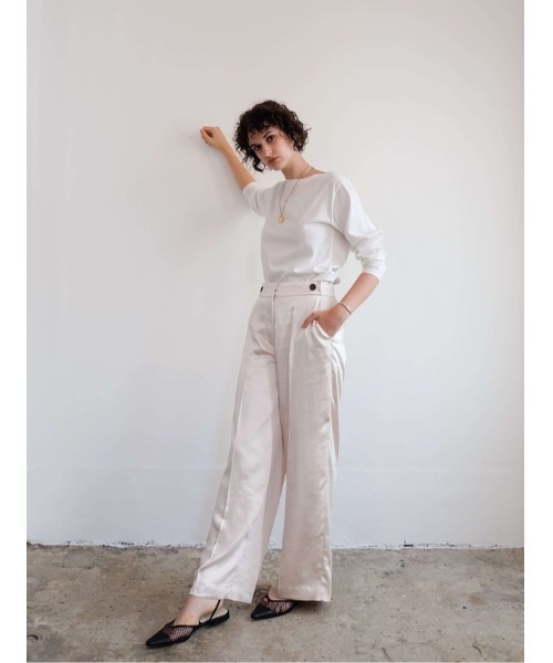 Katrin TOKYO(カトリーントーキョー)の「satin wide slacks(スラックス・レディース・アイボリー/オリーブ/ブルー系その他/ラベンダー・S/M/L/XS)」の12枚目の写真