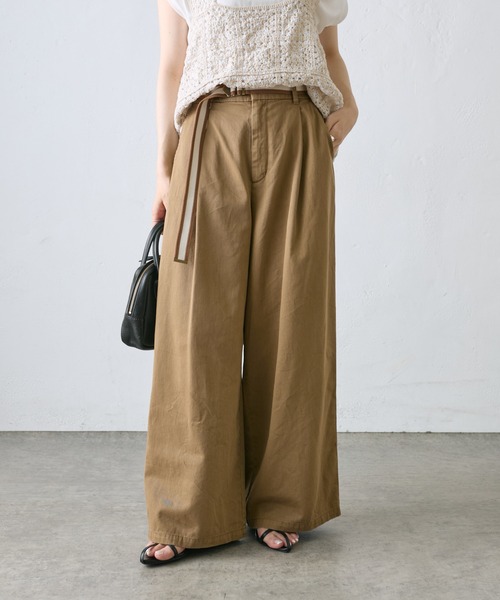 PUAL CE CIN（ピュアルセシン）の「ラインベルト付き高密度コットンワイドパンツ（その他パンツ・レディース・キャメル/チャコールグレー/カーキ・FREE）」の3枚目の写真