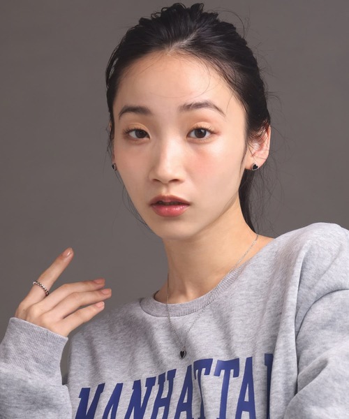 LHME(エルエイチエムイー)の「【WEB限定】“Moment”ハートピアス/ブラック/サージカルステンレス(金属アレルギー対応)【LHME / エルエイチエムイー】(ピアス(両耳用)・レディース・シルバー/ゴールド・ONE SIZE)」の13枚目の写真