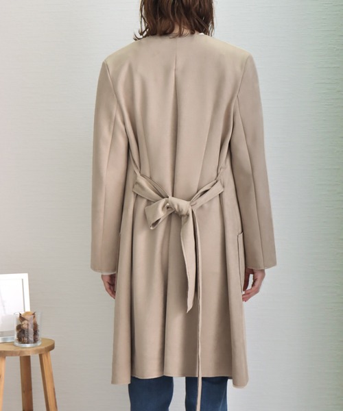 libelle more(リベル モア)の「スウェードポンチベルト付きノーカラーコート(ノーカラーコート・レディース・グレー/アイボリー/モカ/ベージュ/ピンク・L/M)」の6枚目の写真
