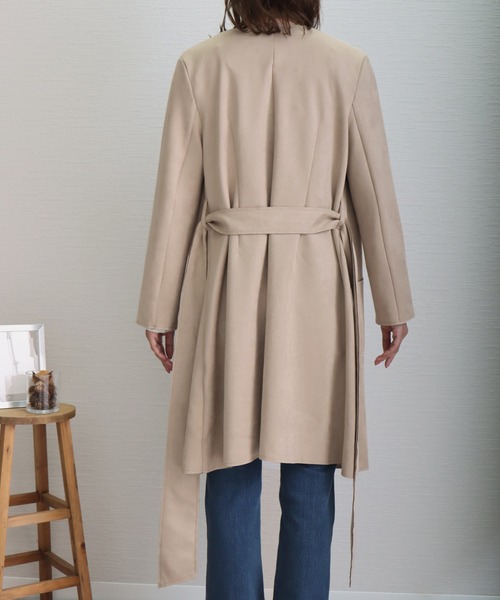 libelle more(リベル モア)の「スウェードポンチベルト付きノーカラーコート(ノーカラーコート・レディース・グレー/アイボリー/モカ/ベージュ/ピンク・L/M)」の10枚目の写真