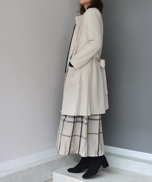 libelle more(リベル モア)の「スウェードポンチベルト付きノーカラーコート(ノーカラーコート・レディース・グレー/アイボリー/モカ/ベージュ/ピンク・L/M)」の12枚目の写真