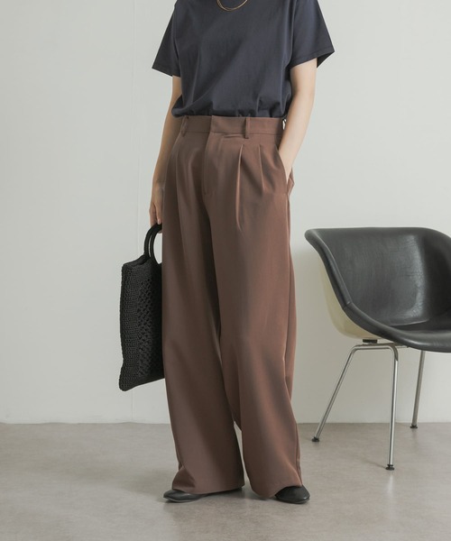 URBAN RESEARCH DOORS（アーバンリサーチドアーズ）の「『UR TECH』2タックトラウザーパンツ（その他パンツ・レディース・ブラウン/ブラック・SMALL/MEDIUM）」の18枚目の写真