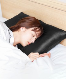 QUEENHEAD（クイーンヘッド）の「シルク100％ 美髪ピローケース（寝具）」