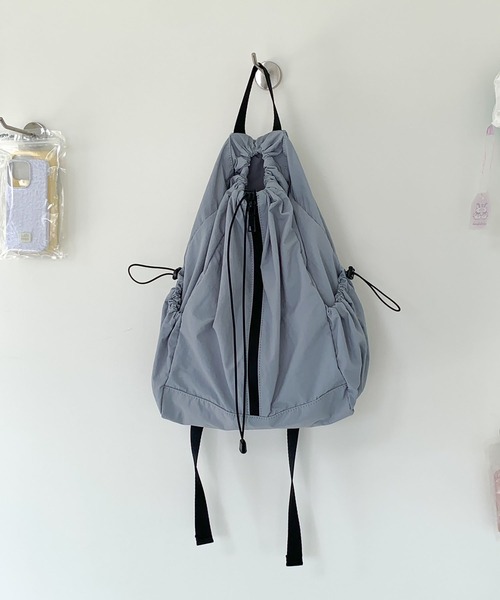 LYEON（リヨン）の「巾着リュック/ナイロンナップサック/バックパック（バックパック/リュック・レディース・ブルー/ベージュ/ブラック・FREE）」の3枚目の写真