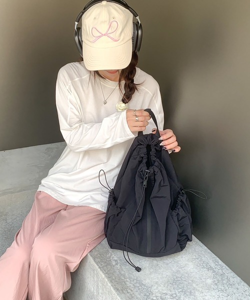 LYEON（リヨン）の「巾着リュック/ナイロンナップサック/バックパック（バックパック/リュック・レディース・ブルー/ベージュ/ブラック・FREE）」の9枚目の写真