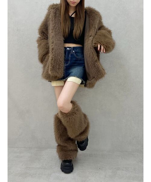 EVRIS（エヴリス）の「フェイクファーレッグウォーマー（レッグウォーマー・レディース・ベージュ/ブラウン・FREE）」の12枚目の写真