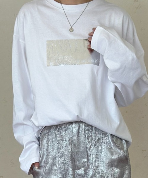 Per sist ence（パーシエンス）の「オーバーサイズ箔プリントロンT（Tシャツ/カットソー・レディース・チャコールグレー/ホワイト系1/ホワイト系2・FREE）」の15枚目の写真