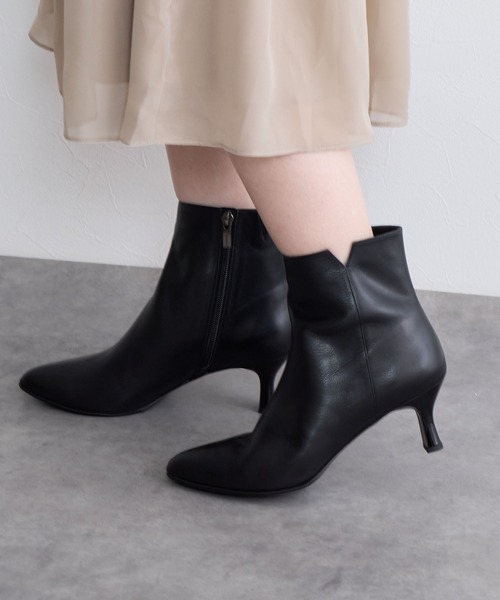 HIMIKO（ヒミコ）の「【Made in Japan】【撥水】サイドカットブーツ/641424（ブーツ・レディース・ブラック/アイボリー/グレー・22.0cm/22.5cm/23.0cm/23.5cm/24.0cm/24.5cm/25.0cm/25.5cm）」の3枚目の写真