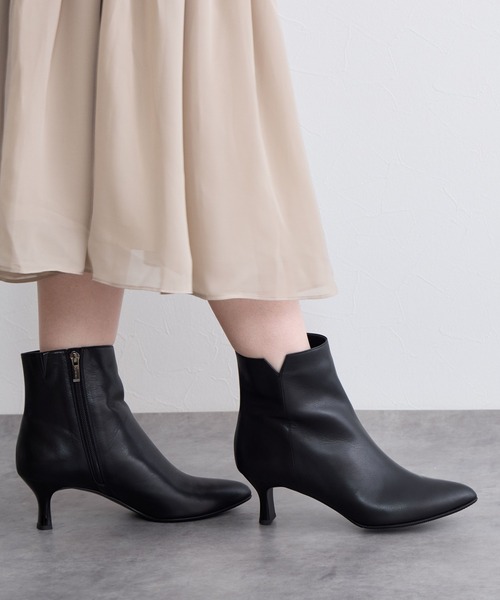 HIMIKO（ヒミコ）の「【Made in Japan】【撥水】サイドカットブーツ/641424（ブーツ・レディース・ブラック/アイボリー/グレー・22.0cm/22.5cm/23.0cm/23.5cm/24.0cm/24.5cm/25.0cm/25.5cm）」の13枚目の写真