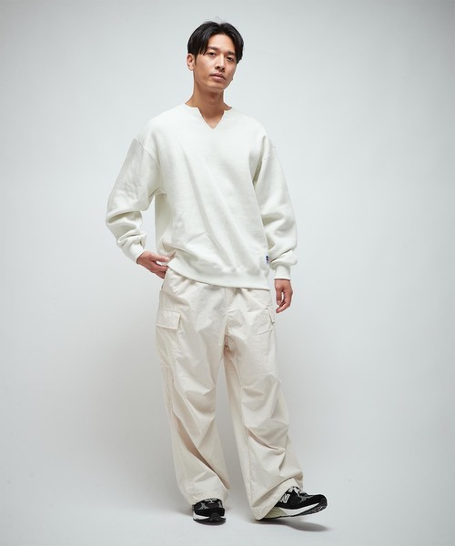 RUSSELL（ラッセル）の「【RUSSELL ATHLETIC】別注 カットオフクルーネックスウェット（スウェット・メンズ・ネイビー/ホワイト×ホワイト/ライトグレー・LARGE/MEDIUM）」の14枚目の写真