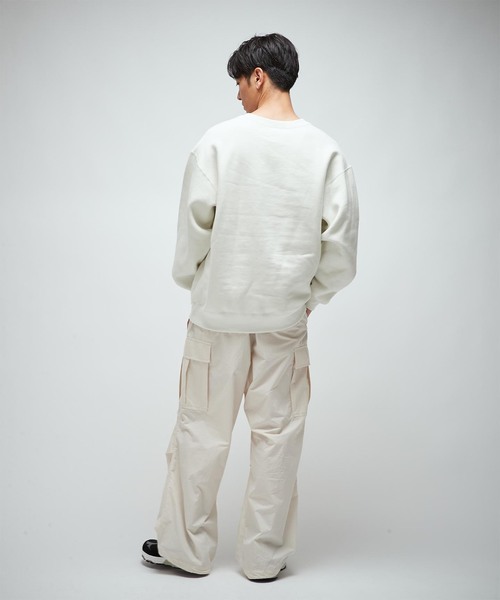 RUSSELL（ラッセル）の「【RUSSELL ATHLETIC】別注 カットオフクルーネックスウェット（スウェット・メンズ・ネイビー/ホワイト×ホワイト/ライトグレー・LARGE/MEDIUM）」の16枚目の写真