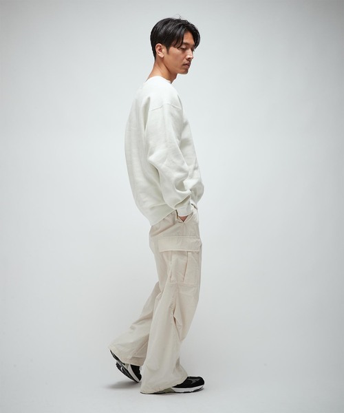 RUSSELL（ラッセル）の「【RUSSELL ATHLETIC】別注 カットオフクルーネックスウェット（スウェット・メンズ・ネイビー/ホワイト×ホワイト/ライトグレー・LARGE/MEDIUM）」の17枚目の写真