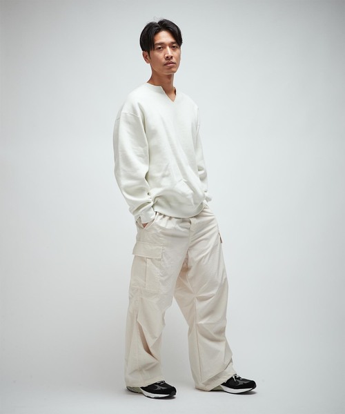 RUSSELL（ラッセル）の「【RUSSELL ATHLETIC】別注 カットオフクルーネックスウェット（スウェット・メンズ・ネイビー/ホワイト×ホワイト/ライトグレー・LARGE/MEDIUM）」の18枚目の写真