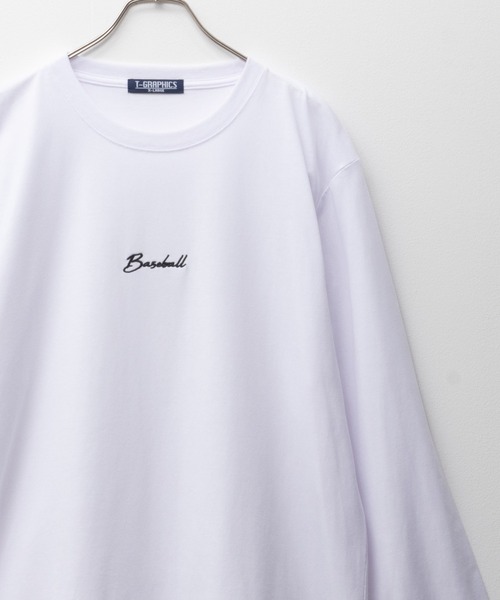 Mac-House(マックハウス)の「T-GRAPHICS ワンポイント刺繍長袖Tシャツ(Tシャツ/カットソー・メンズ・ブラック/ブルーグレー/グレイッシュベージュ/ホワイト/ブラウン/モカ/ブルー系1/ベージュ系1/ブラック系2/ホワイト系1/ブルーグリーン/ブラック系1・S/M/L/XL)」の2枚目の写真