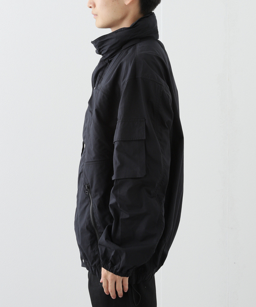 URU（ウル）の「【URU / ウル】NYLON SILK - ZIP UP BLOUSON（その他アウター・メンズ・ネイビー・3）」の9枚目の写真