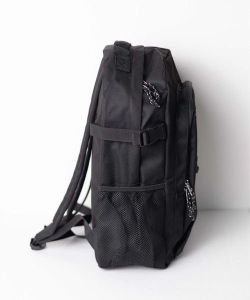 CONVERSE(コンバース)の「★CONVERSE★LOGO PRINT BACK PACK(バックパック/リュック・レディース・ブラック/ブラック系その他/ベージュ・FREE)」の4枚目の写真