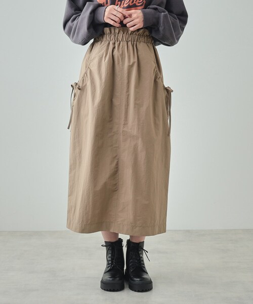 SHOO・LA・RUE（シューラルー）の「【洗える】ドロストリボン ナイロンスカート（スカート・レディース・ブラック/ブルーグリーン/ブラウン系・02/03/04）」の16枚目の写真