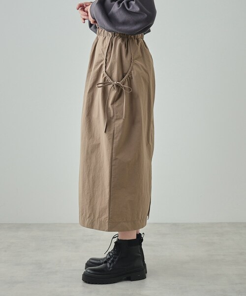 SHOO・LA・RUE（シューラルー）の「【洗える】ドロストリボン ナイロンスカート（スカート・レディース・ブラック/ブルーグリーン/ブラウン系・02/03/04）」の17枚目の写真