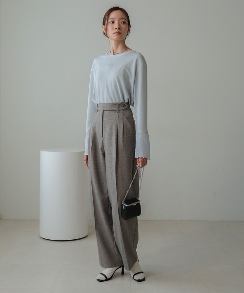 Bab(バブ)の「【S・M・Lサイズ展開有り】センタープレスツータックスラックス(スラックス・レディース・アイボリー/チャコールグレー/グリーン/レッド・L/M/S)」の19枚目の写真