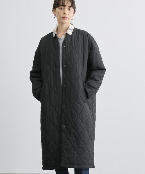 AMERICAN HOLIC（アメリカンホリック）の「軽ポカキルティングロングコート（ノーカラージャケット・レディース・アイボリー/ブラック・M/L）」の21枚目の写真