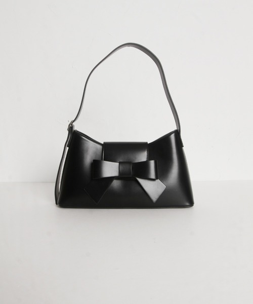 tocco closet（トッコ　クローゼット）の「【ZOZO限定】フロントリボンバッグ（ショルダーバッグ・レディース・レッド/アイボリー/ブラック・FREE）」の22枚目の写真