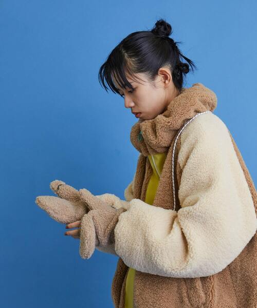 FRAPBOIS（フラボア）の「フリースミトン（手袋・レディース・ベージュ/グリーン・FREE）」の18枚目の写真