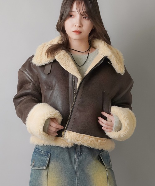 SPINNS（スピンズ）の「裏ボアムートンジャケット（ムートンコート・レディース・ブラウン/ブラック・ONESIZE）」の10枚目の写真