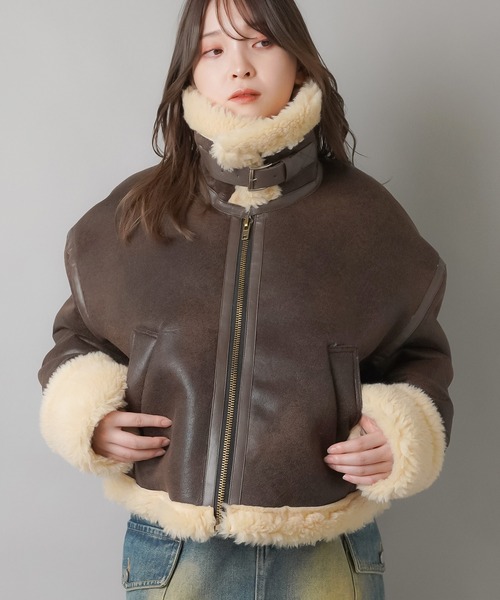 SPINNS（スピンズ）の「裏ボアムートンジャケット（ムートンコート・レディース・ブラウン/ブラック・ONESIZE）」の11枚目の写真