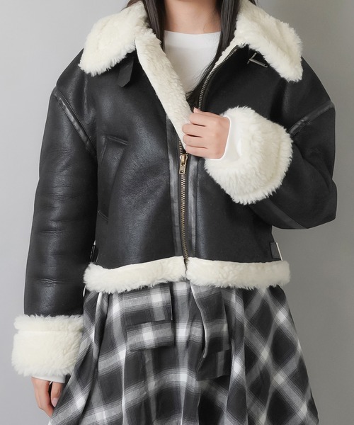 SPINNS（スピンズ）の「裏ボアムートンジャケット（ムートンコート・レディース・ブラウン/ブラック・ONESIZE）」の21枚目の写真