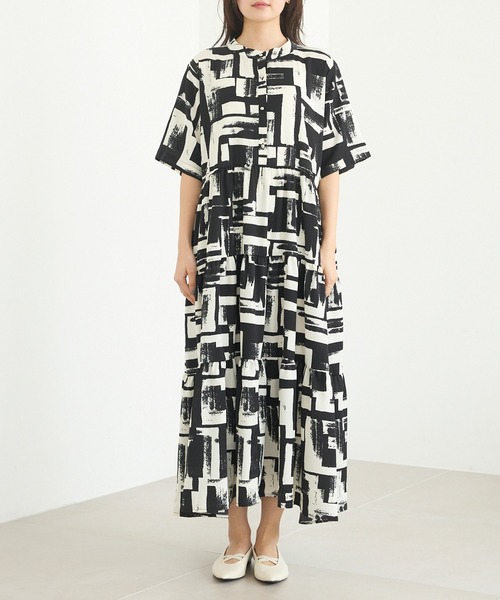 LAVEANGE（ラビアンジェ）の「幾何柄ティアードワンピース（ワンピース