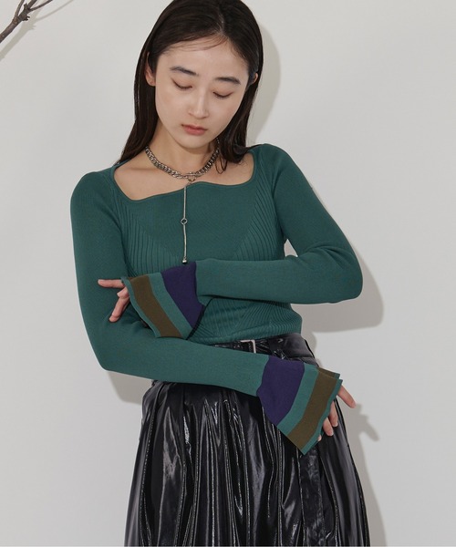 ニット セーター Wavy neck 配色ベルスリーブニット レディース Wavy neck 配色ベルスリーブニット（ニット/セーター）｜Ezick