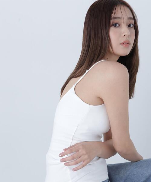 NATURAL BEAUTY BASIC(ナチュラルビューティーベーシック)の「◇【Oggi掲載】カップ付キャミソール(キャミソール・レディース・オフホワイト/ブラック・FREE)」の2枚目の写真