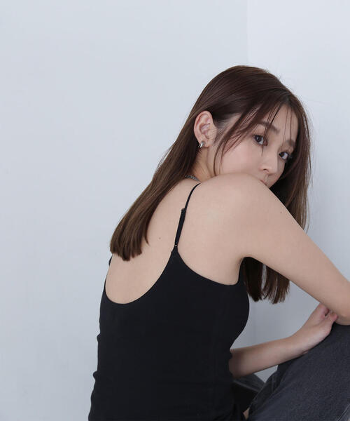 NATURAL BEAUTY BASIC（ナチュラルビューティーベーシック）の「◇【Oggi掲載】カップ付キャミソール（キャミソール・レディース・オフホワイト/ブラック・FREE）」の11枚目の写真