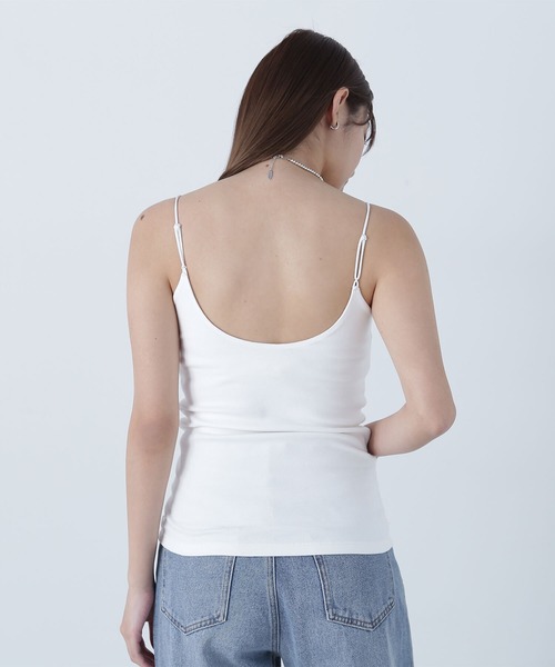 NATURAL BEAUTY BASIC（ナチュラルビューティーベーシック）の「◇【Oggi掲載】カップ付キャミソール（キャミソール・レディース・オフホワイト/ブラック・FREE）」の6枚目の写真