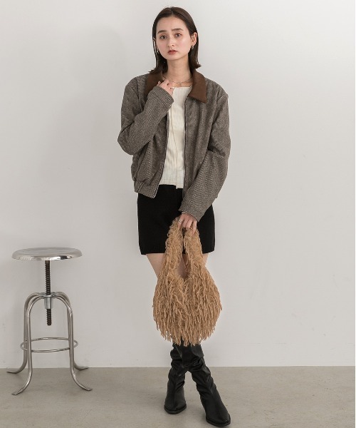 ad thie(アドティエ)の「ワンハンドル フェザーバッグ(ハンドバッグ・レディース・ライトグレー/オフホワイト/ブラック/ブラウン・FREE)」の21枚目の写真