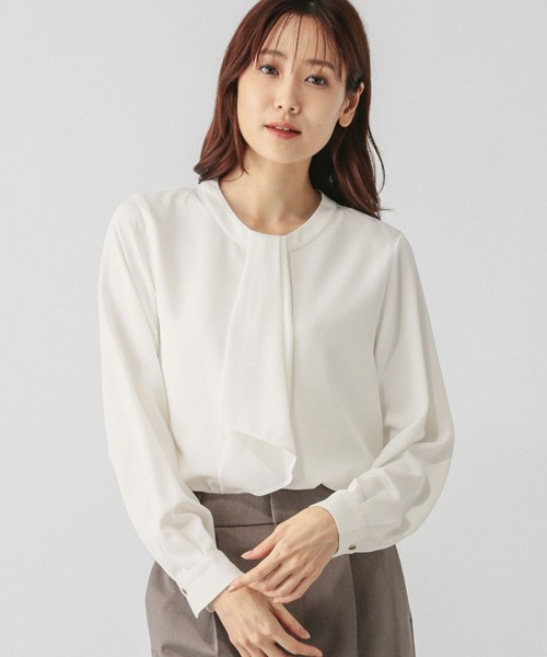 GLOBAL WORK（グローバルワーク）の「お手入れらくらくボウタイ風ブラウス/133607（シャツ/ブラウス・レディース・グレイッシュベージュ/ミント/オフホワイト/ピンク・LARGE/MEDIUM/SMALL/X-LARGE）」の7枚目の写真